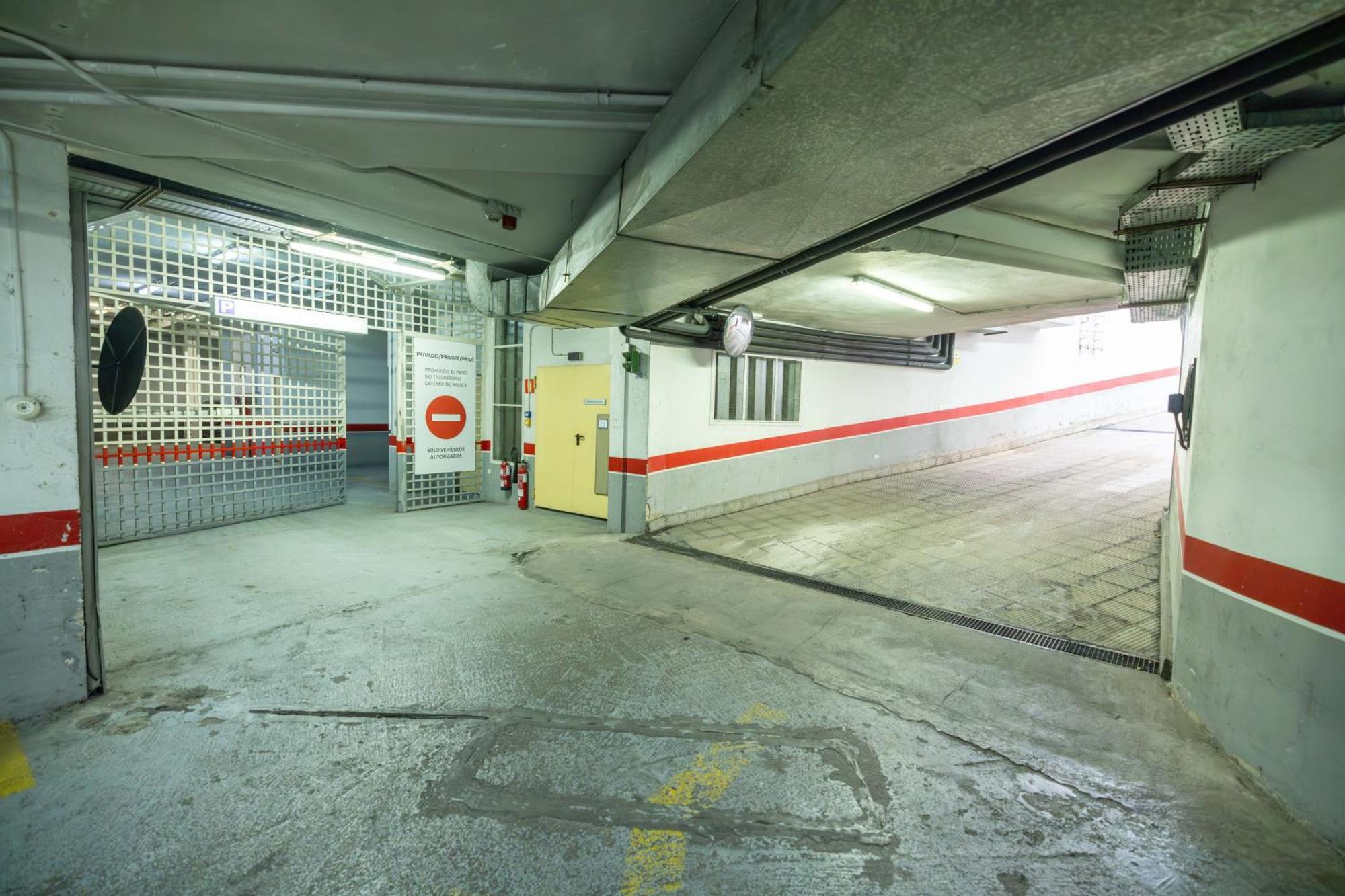 Atuaire Home La Merced En El Centro Historico De Burgos Parking Incluido Esterno foto